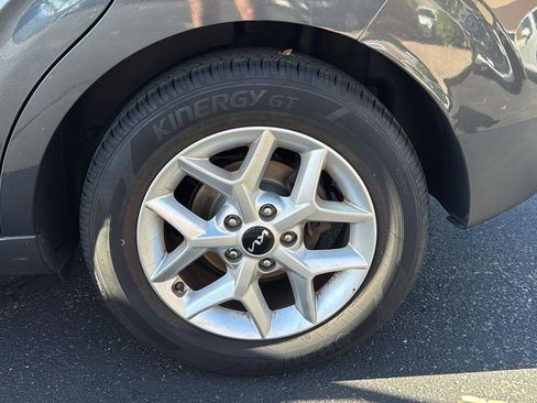 Used 2022 Kia Soul LX w/ Technology Package image 23