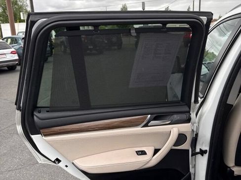 Used 2016 BMW X3 xDrive28i AWD/4WD image 11