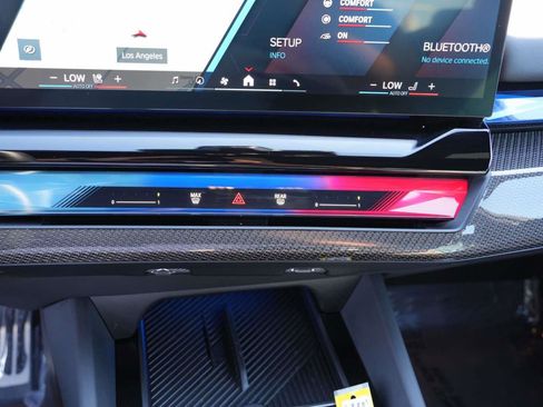 Used 2026 BMW M5 image 24