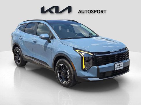 New 2026 Kia Sportage EX w/ EX Panoramic Sunroof Package image 3