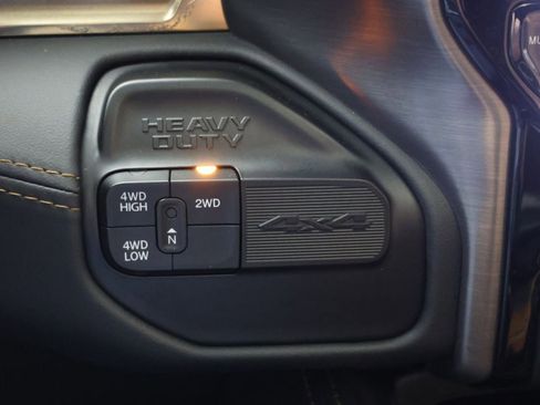 Used 2024 RAM 3500 Limited w/ Towing Technology Group AWD/4WD image 18