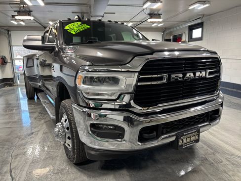 Used 2021 RAM 3500 Big Horn w/ Level 2 Equipment Group image 3