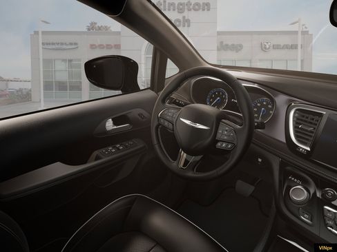 New 2026 Chrysler Pacifica Limited w/ S Appearance Package image 20