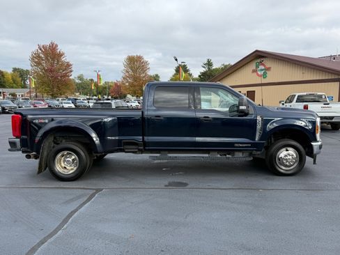 Used 2024 Ford F350 XLT image 9