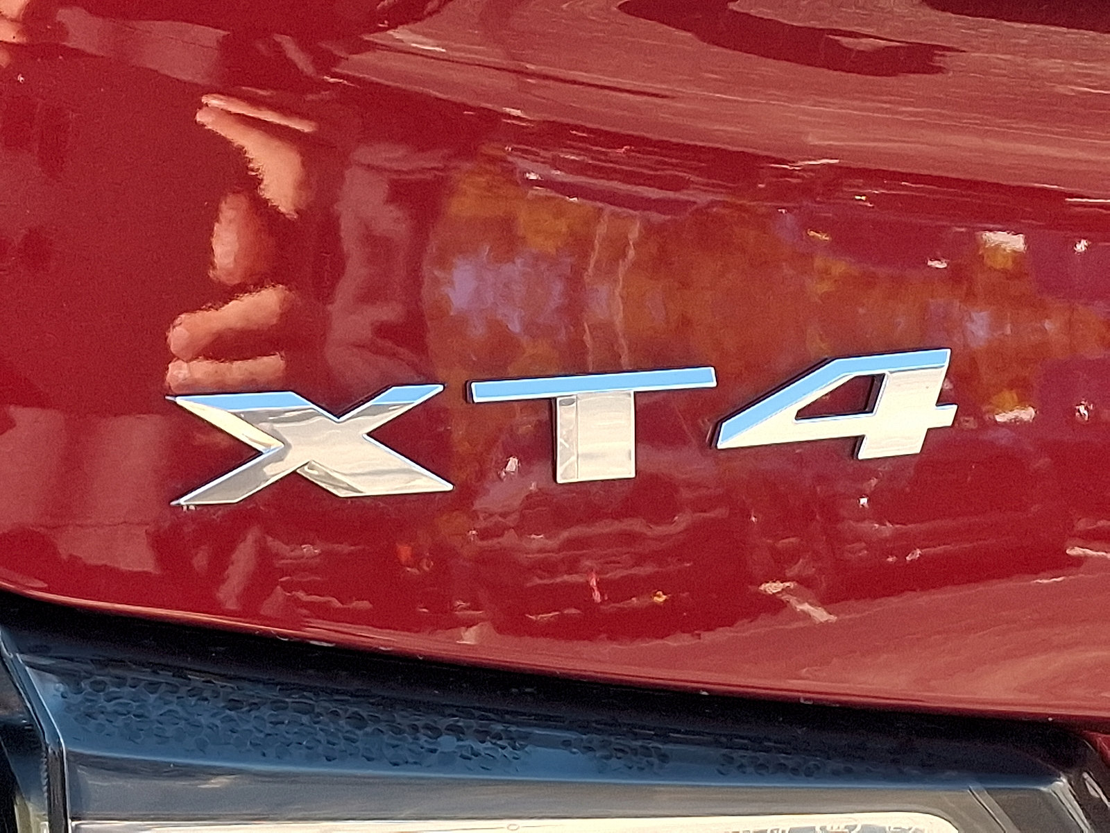 Used 2023 Cadillac XT4 Sport w/ Cold Weather Package AWD/4WD image 30