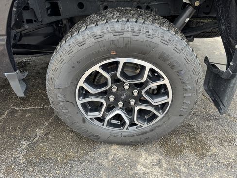 Used 2022 Ford F150 XLT w/ Equipment Group 302A High image 37