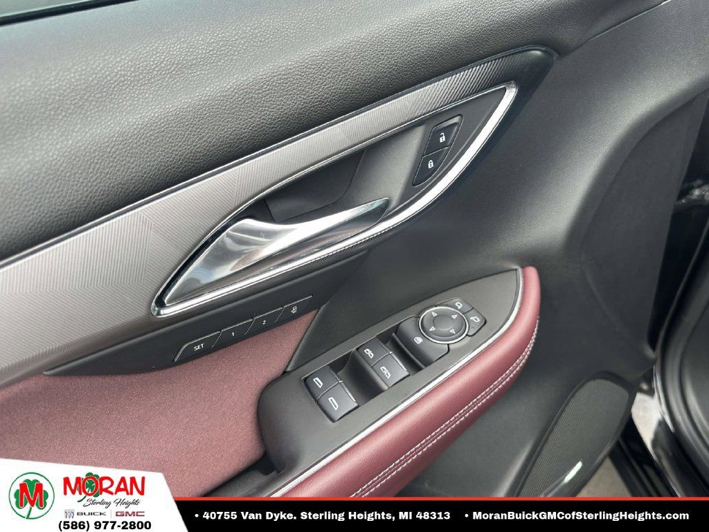 Certified 2025 Buick Envision Sport Touring AWD/4WD image 17