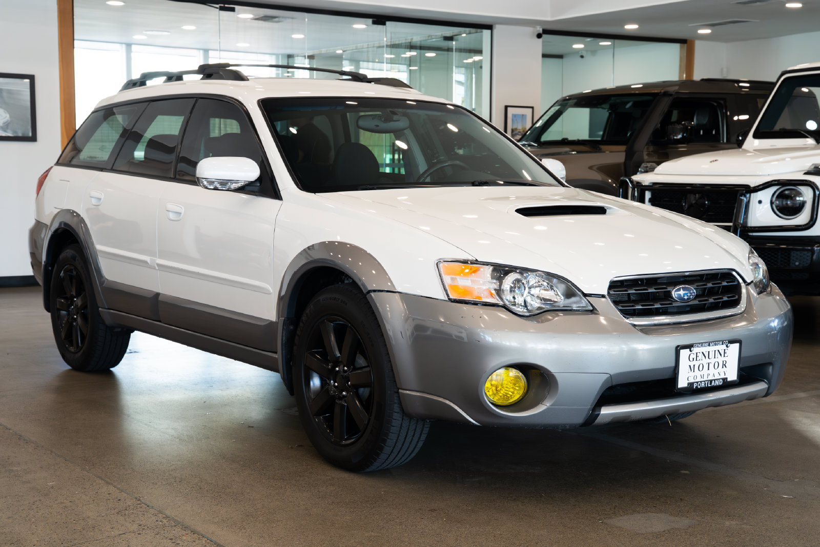 Used 2005 Subaru Outback 2.5XT AWD/4WD image 3