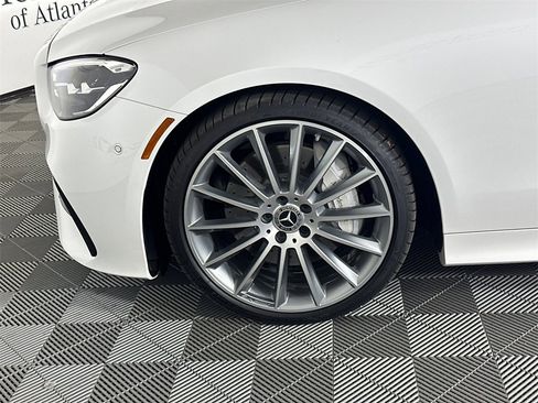 Used 2022 Mercedes-Benz E 450 Cabriolet image 12