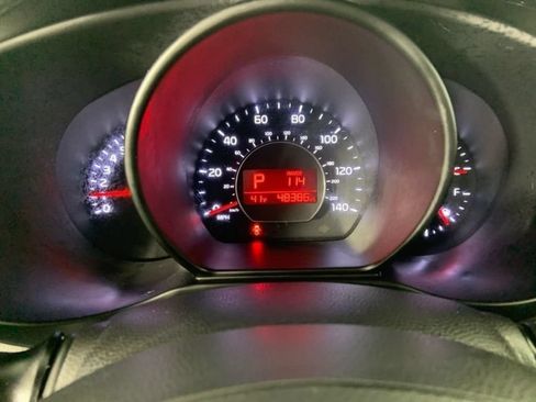 Used 2017 Kia Soul FWD image 27