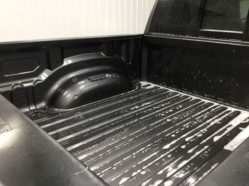 Used 2020 RAM 1500 Big Horn AWD/4WD image 15