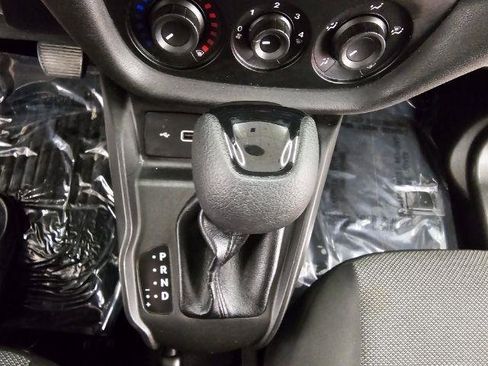 Used 2021 RAM ProMaster City Tradesman FWD image 17