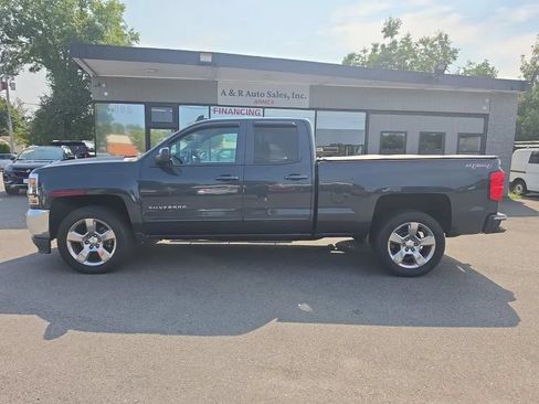 Used 2017 Chevrolet Silverado 1500 LT w/ All Star Edition AWD/4WD image 4