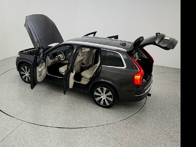Certified 2024 Volvo XC90 B6 Plus w/ Protection Package Premier AWD/4WD image 43