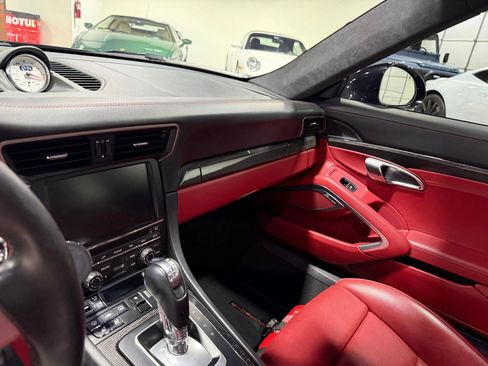 Used 2014 Porsche 911 Turbo S AWD/4WD image 48
