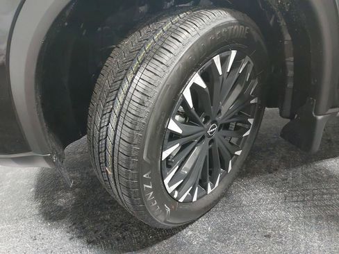 New 2026 Nissan Rogue SV AWD/4WD image 33
