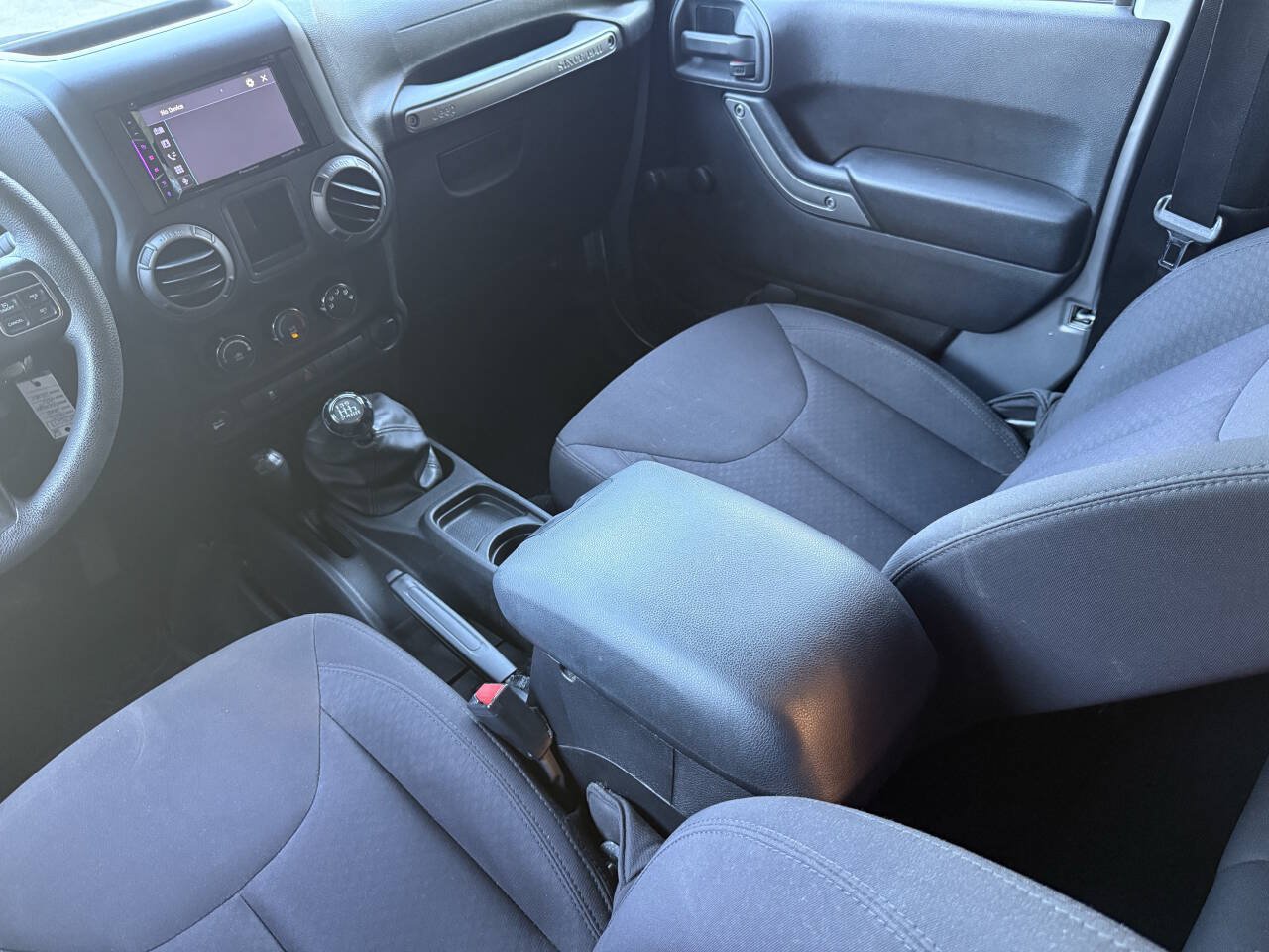 Used 2015 Jeep Wrangler Sport AWD/4WD image 19