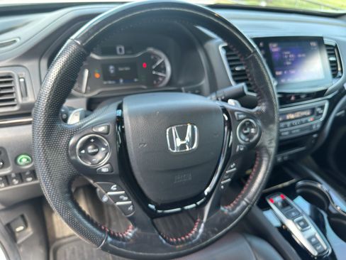 Used 2022 Honda Ridgeline Black Edition image 23