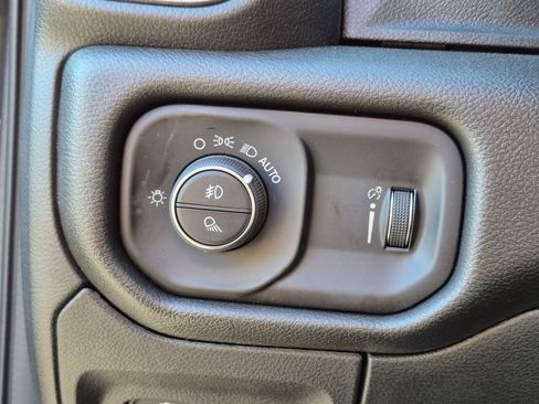 New 2026 RAM 1500 Express RWD image 9