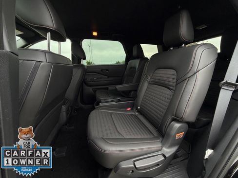 Used 2025 Nissan Pathfinder Rock Creek AWD/4WD image 22