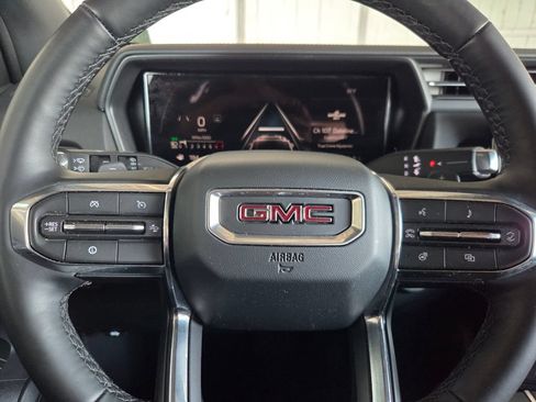 Used 2025 GMC Terrain Elevation AWD/4WD image 7
