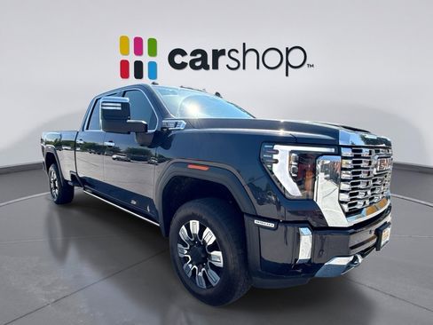 Used 2024 GMC Sierra 3500 Denali w/ Denali Reserve Package AWD/4WD image 7