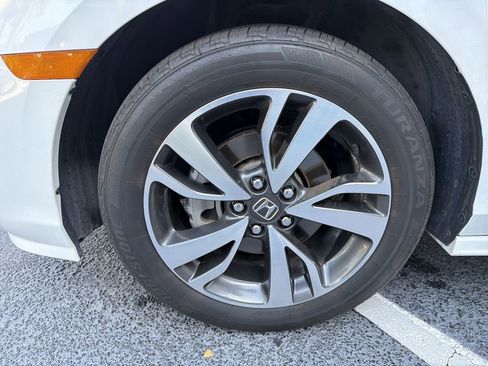 Certified 2024 Honda Odyssey Touring image 30