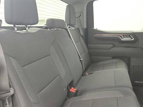 Certified 2025 Chevrolet Silverado 1500 LT image 31