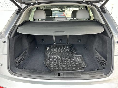 Used 2019 Audi Q5 2.0T Premium Plus w/ Premium Plus Package AWD/4WD image 24