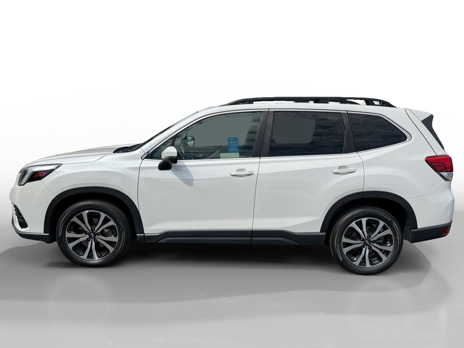 Used 2023 Subaru Forester Limited AWD/4WD image 2
