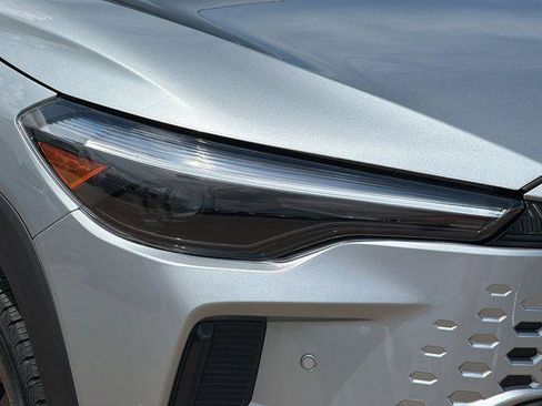 Certified 2026 Toyota Corolla Cross AWD Hybrid w/ Convenience Package image 31