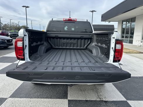 Used 2023 GMC Canyon AT4 w/ AT4 Premium Package image 5