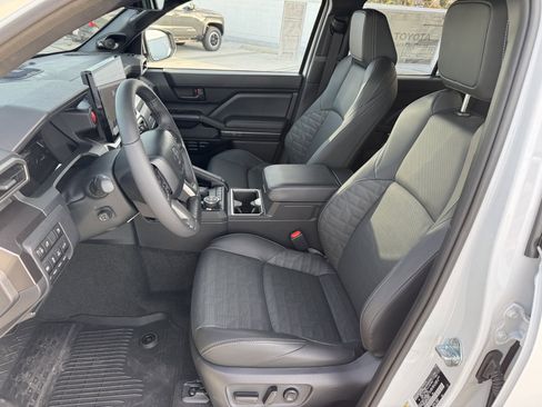 New 2026 Toyota 4Runner TRD Off-Road Premium image 2