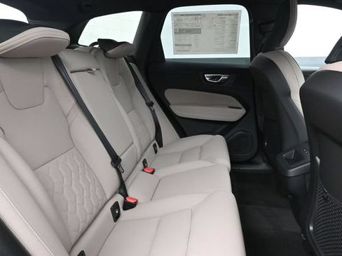 New 2026 Volvo XC60 B5 Plus w/ Protection Package Premier AWD/4WD image 33