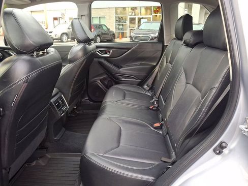 Used 2022 Subaru Forester Touring w/ Popular Package #3 image 10