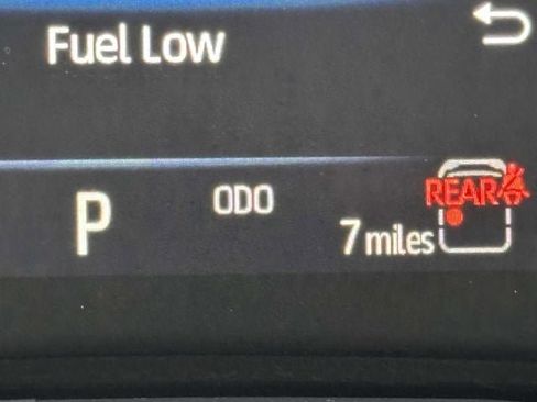 Used 2026 Toyota Sienna LE image 39