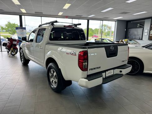 Used 2012 Nissan Frontier PRO-4X w/ Pro-4x Luxury Pkg image 3