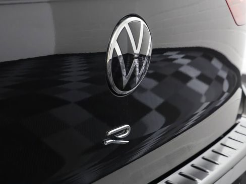 New 2026 Volkswagen Golf image 22