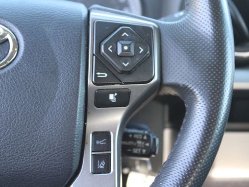 Used 2019 Toyota Tacoma SR5 image 22