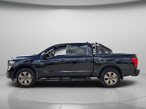 Used 2024 Nissan Titan SV w/ SV Bronze Edition Package AWD/4WD image 3