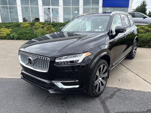 Certified 2025 Volvo XC90 T8 Plus w/ Protection Package Premier AWD/4WD image 2