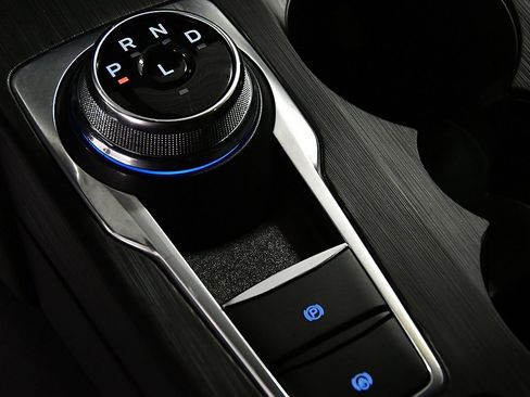 Used 2023 Ford Escape ST-Line image 22