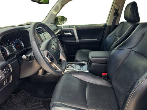 Used 2019 Toyota 4Runner Limited RWD image 9