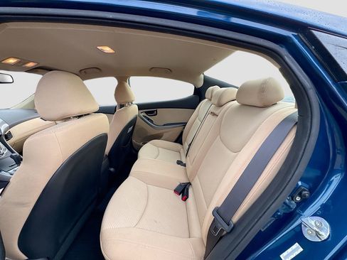 Used 2013 Hyundai Elantra GLS w/ Preferred Pkg image 25