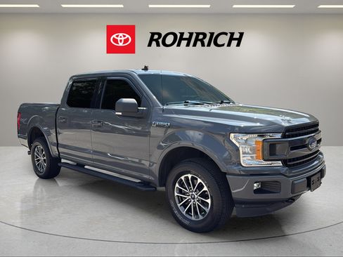 Used 2020 Ford F150 XLT w/ Equipment Group 302A Luxury AWD/4WD image 4