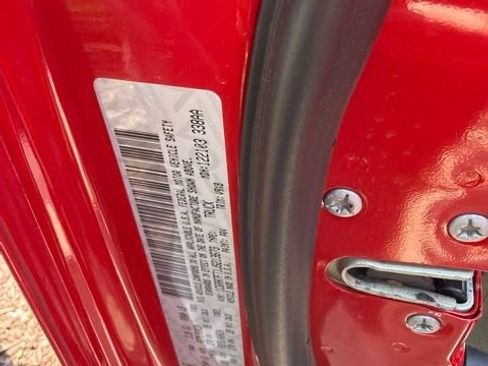 Used 2018 RAM 1500 Express w/ Express Value Package AWD/4WD image 13