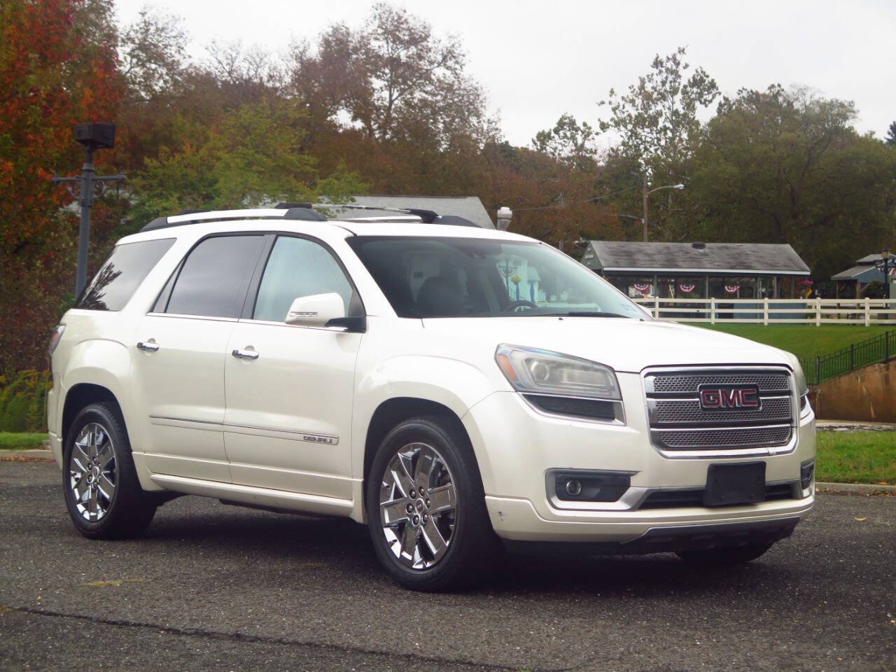 Used 2015 GMC Acadia Denali AWD/4WD image 6
