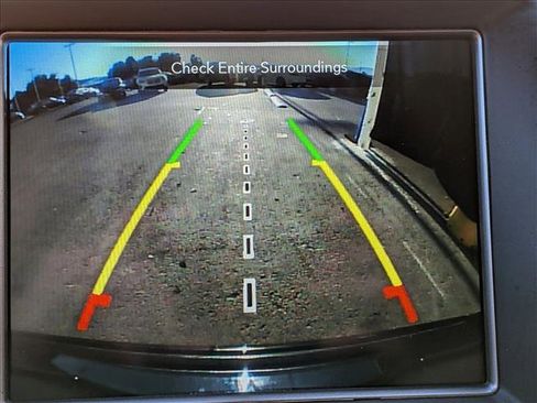 Used 2018 Jeep Grand Cherokee Altitude image 13