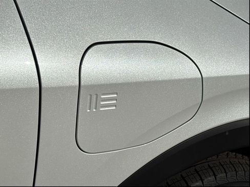 New 2026 Nissan Leaf SV+ FWD image 7
