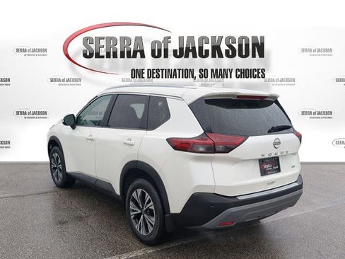 Used 2023 Nissan Rogue SV w/ SV Premium B Package FWD image 7